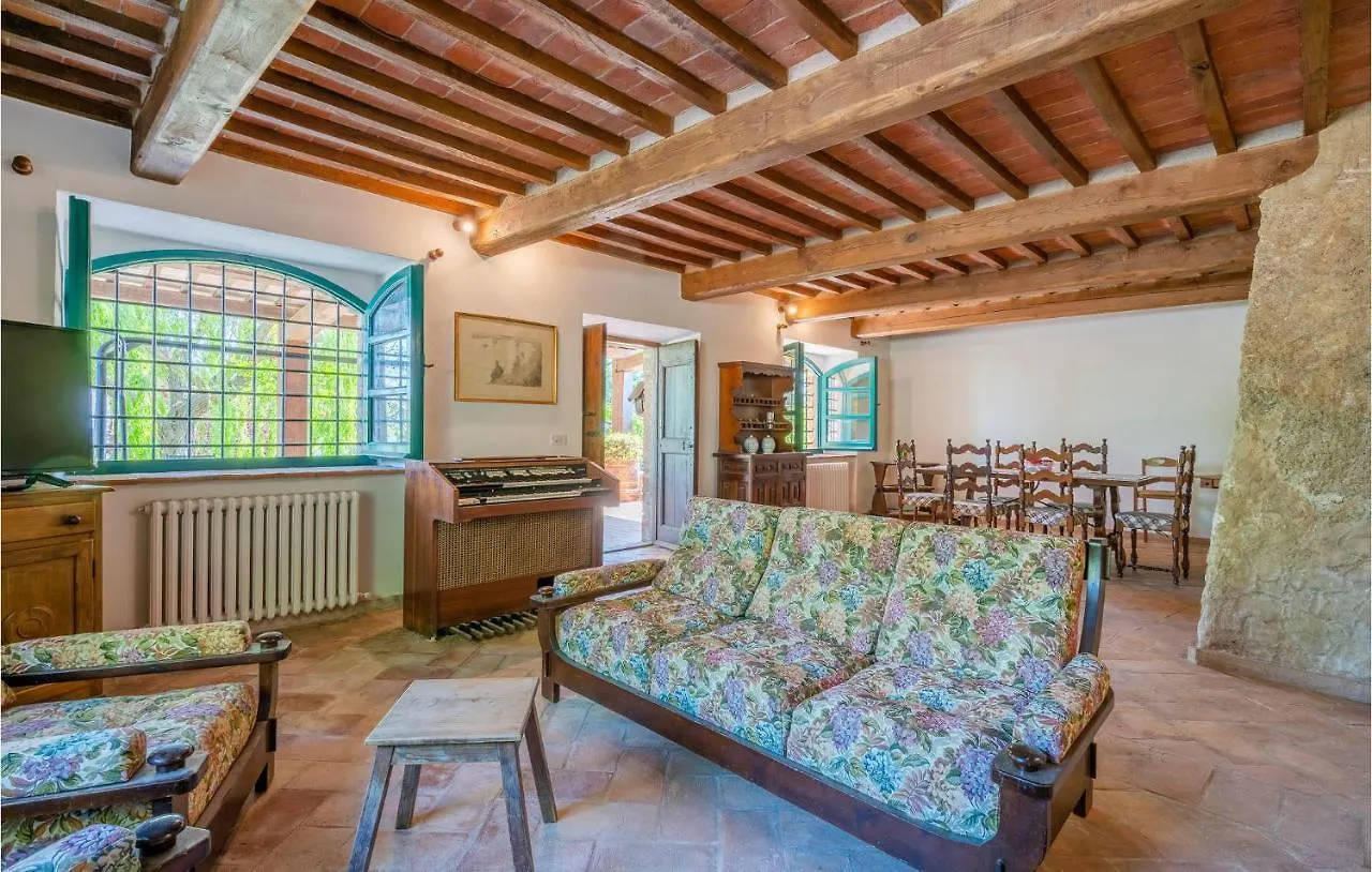 Cozy Home In Sarteano With Kitchen Holiday home
