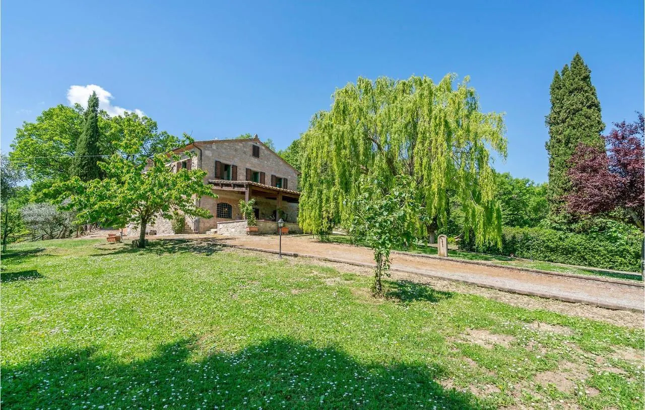 Cozy Home In Sarteano With Kitchen
