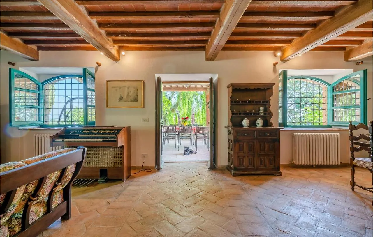 Cozy Home In Sarteano With Kitchen Holiday home