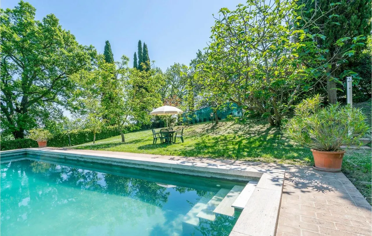 Cozy Home In Sarteano With Kitchen Vakantiehuis