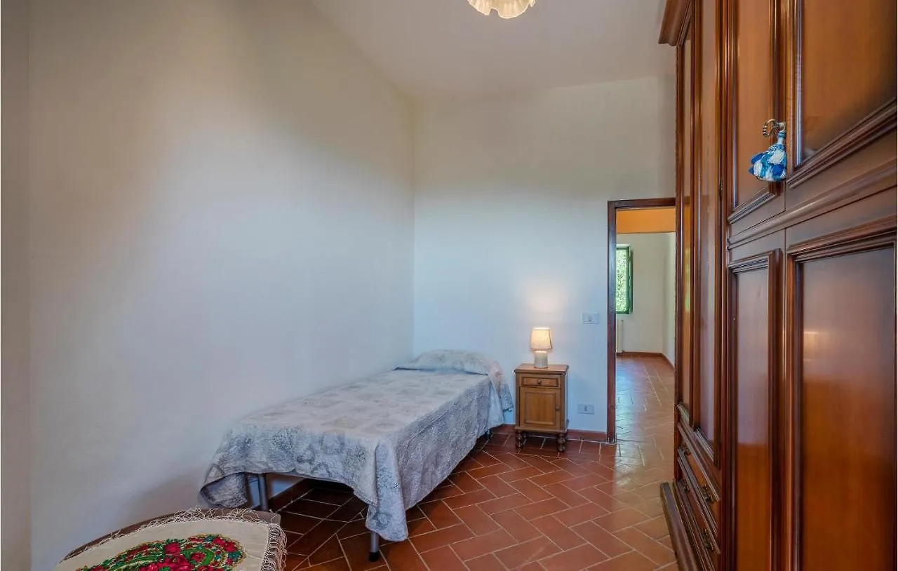 Cozy Home In Sarteano With Kitchen Prázdninový dům