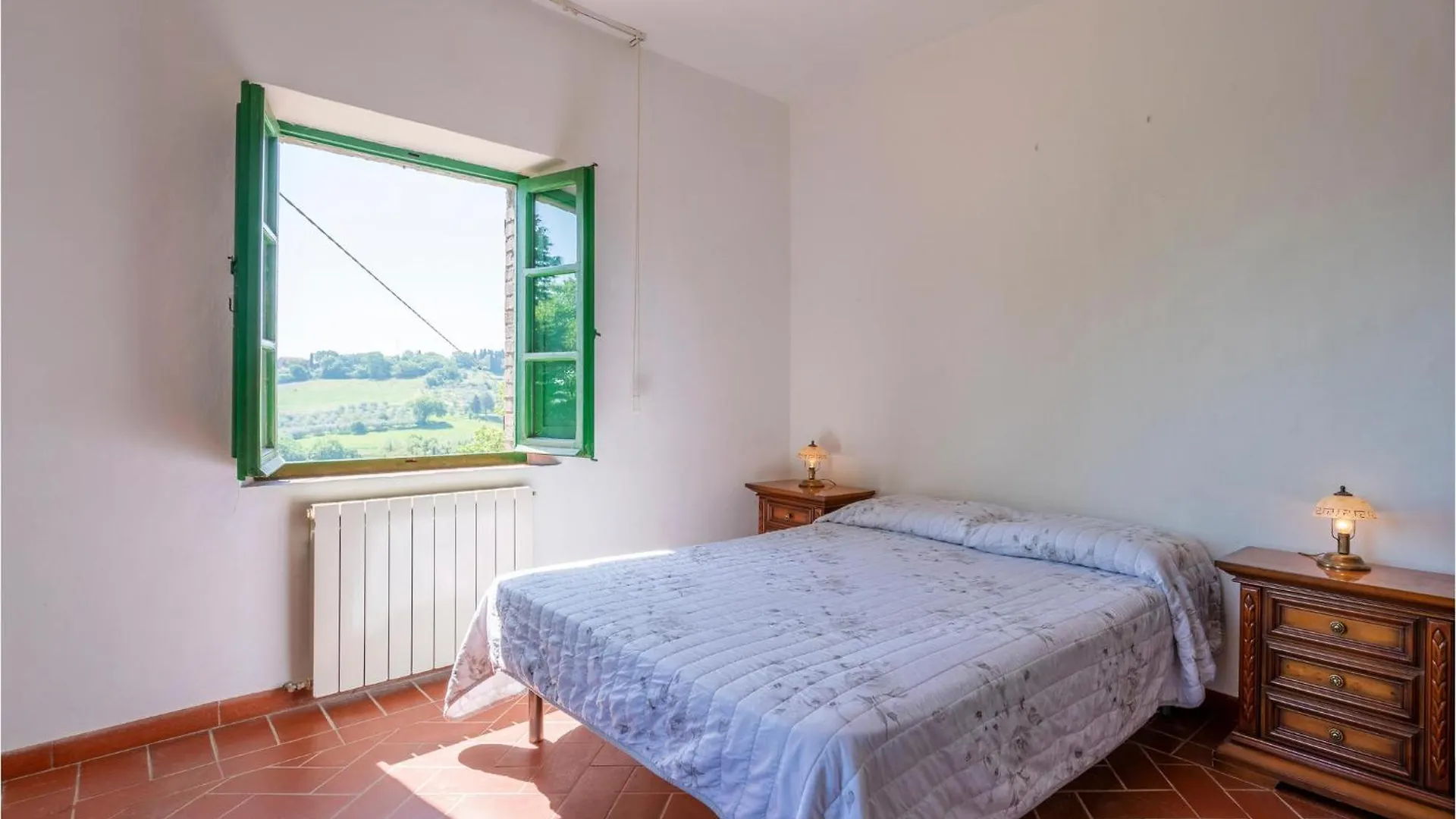 Cozy Home In Sarteano With Kitchen Italy